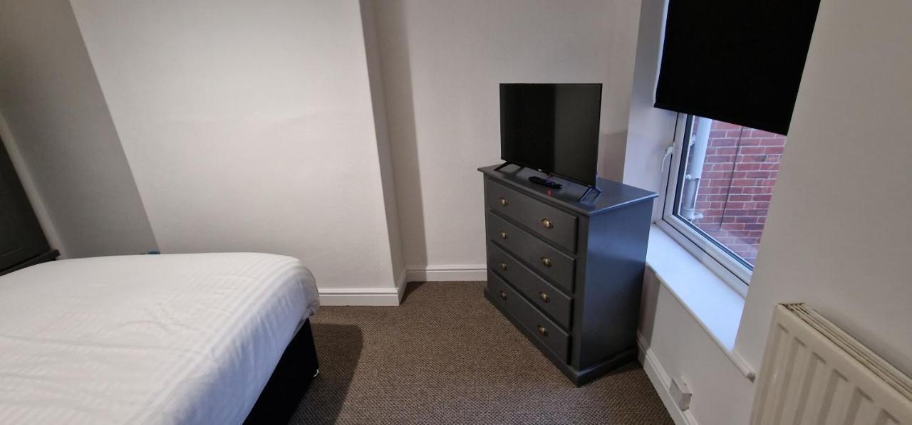 Self Check In Apartment ดอนคาสเตอร์ ภายนอก รูปภาพ